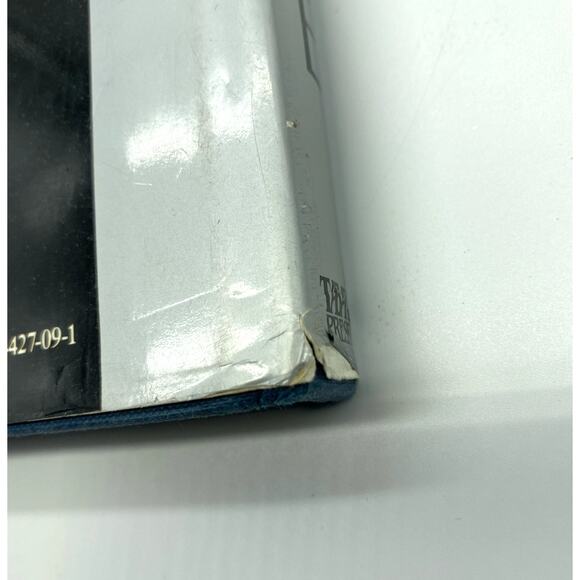 Faberge‎ Court jeweler to the Tzars First edition 1979 printed Hong Kong - Picture 9 of 9